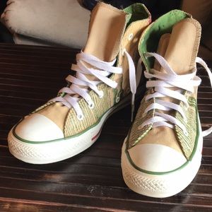 🚨B2G1 CONVERSE Rasta Colors Hi-Top Sneakers M6/W8
